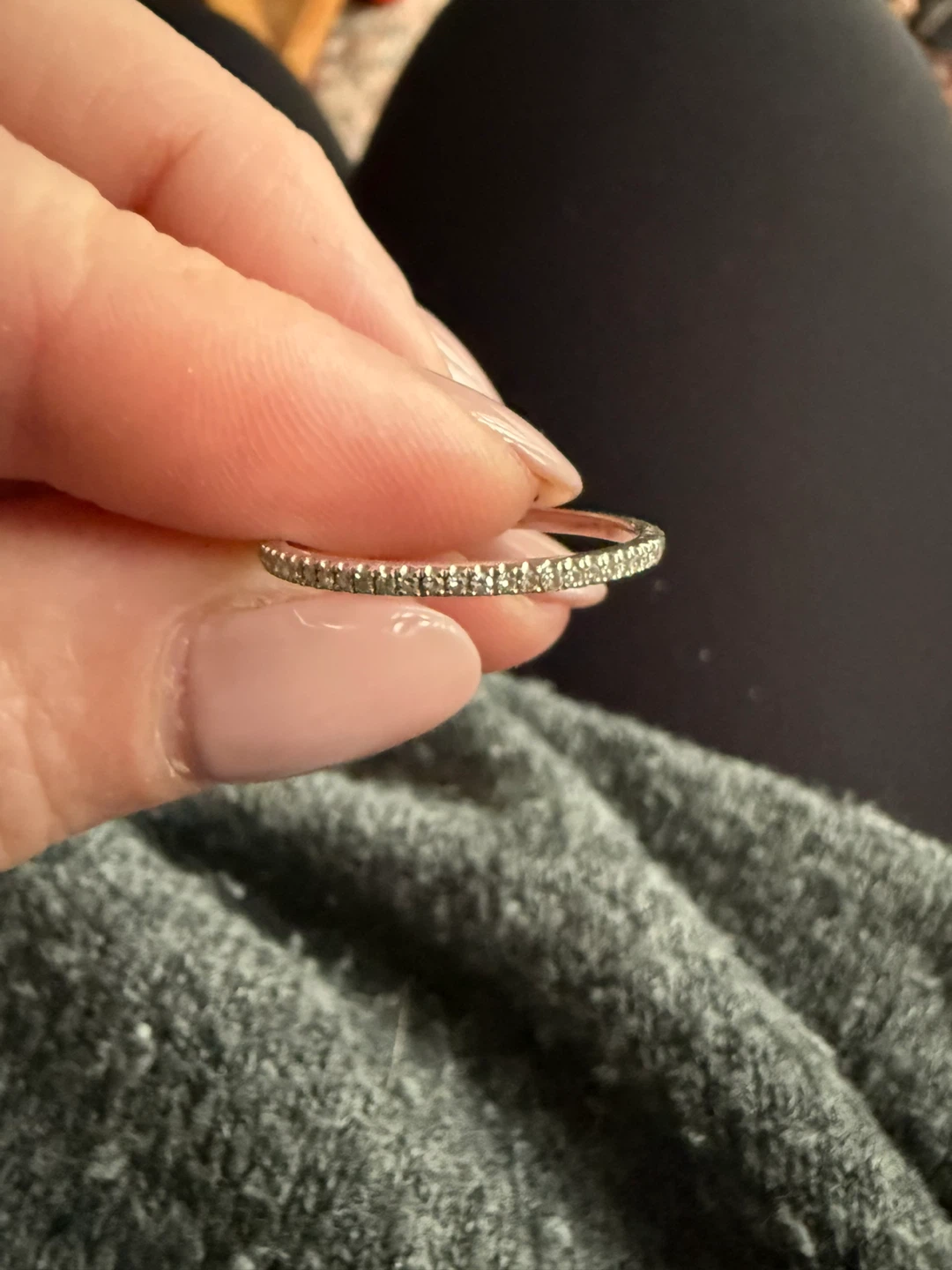 10k Stackable Diamond Band Ring - photo 2