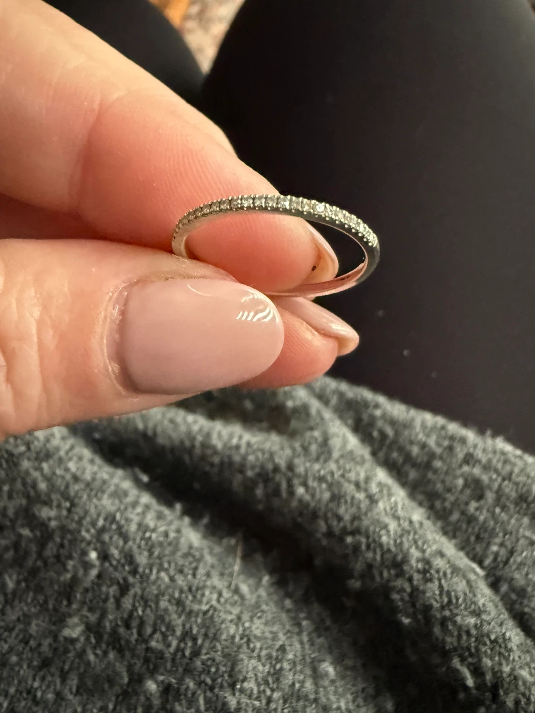 10k Stackable Diamond Band Ring - photo 3