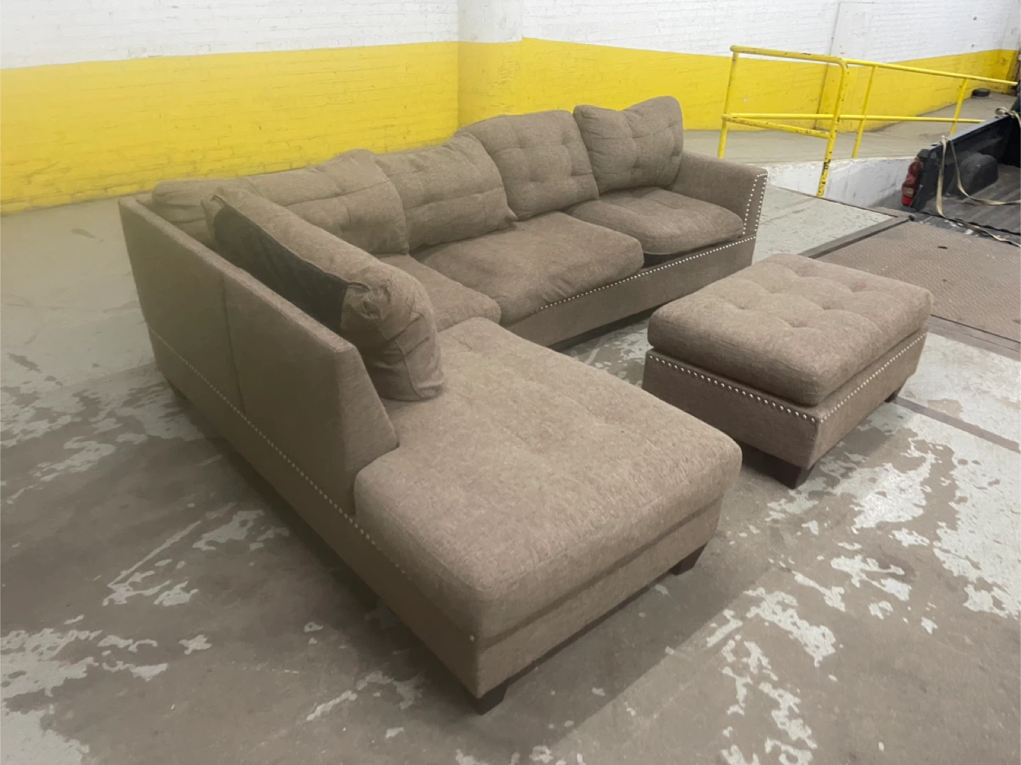 Sectional Couch with Ottoman