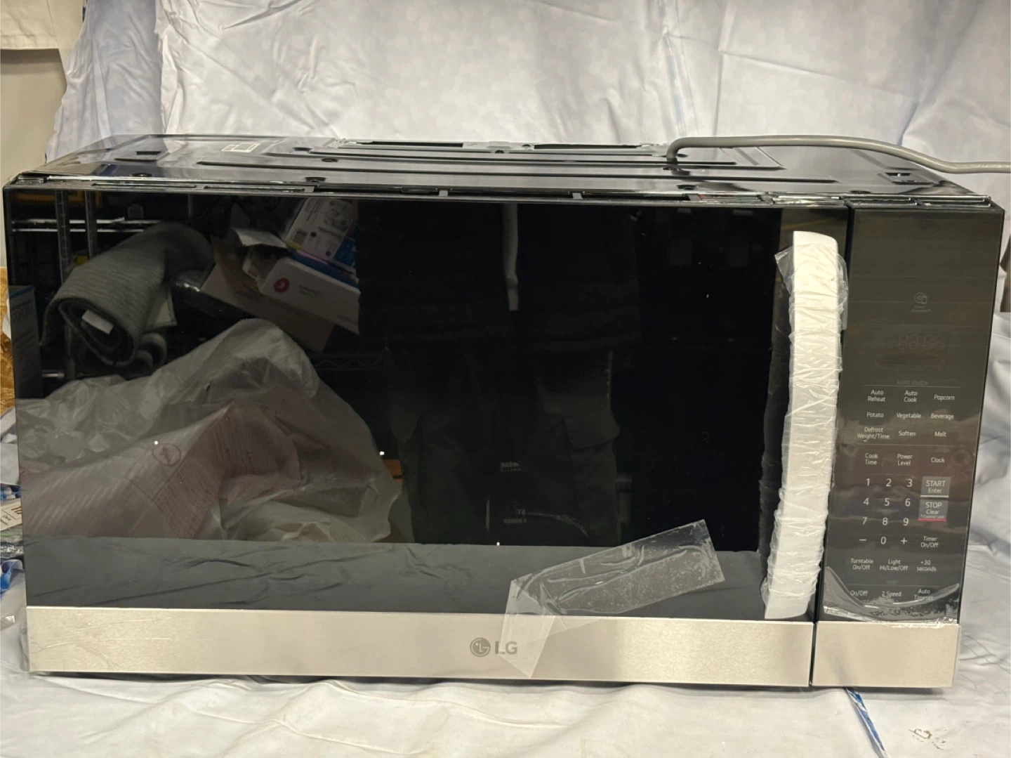 LG Microwave Oven