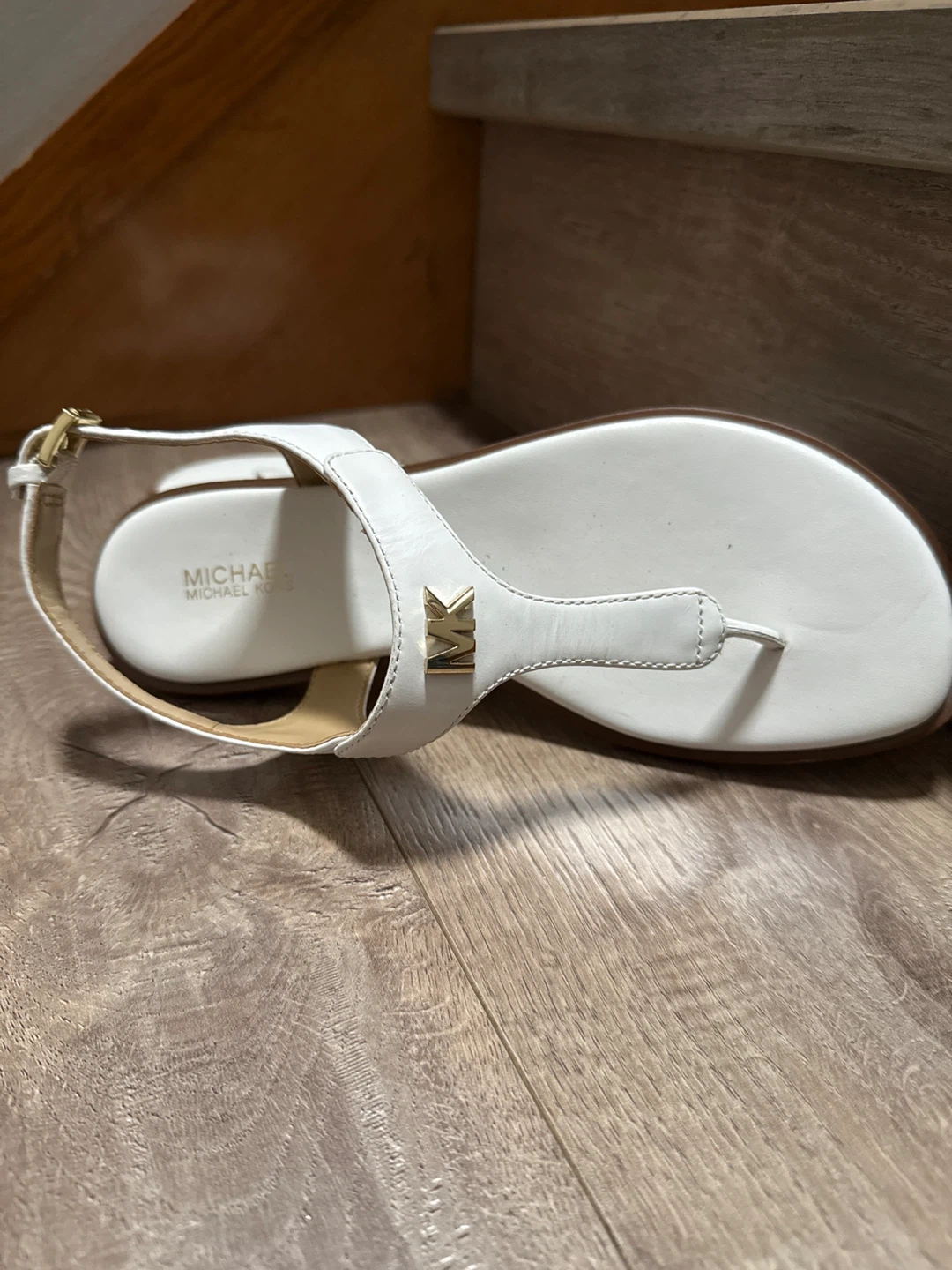 Michael Kors White Leather MK Logo Thong Sandals - photo 2