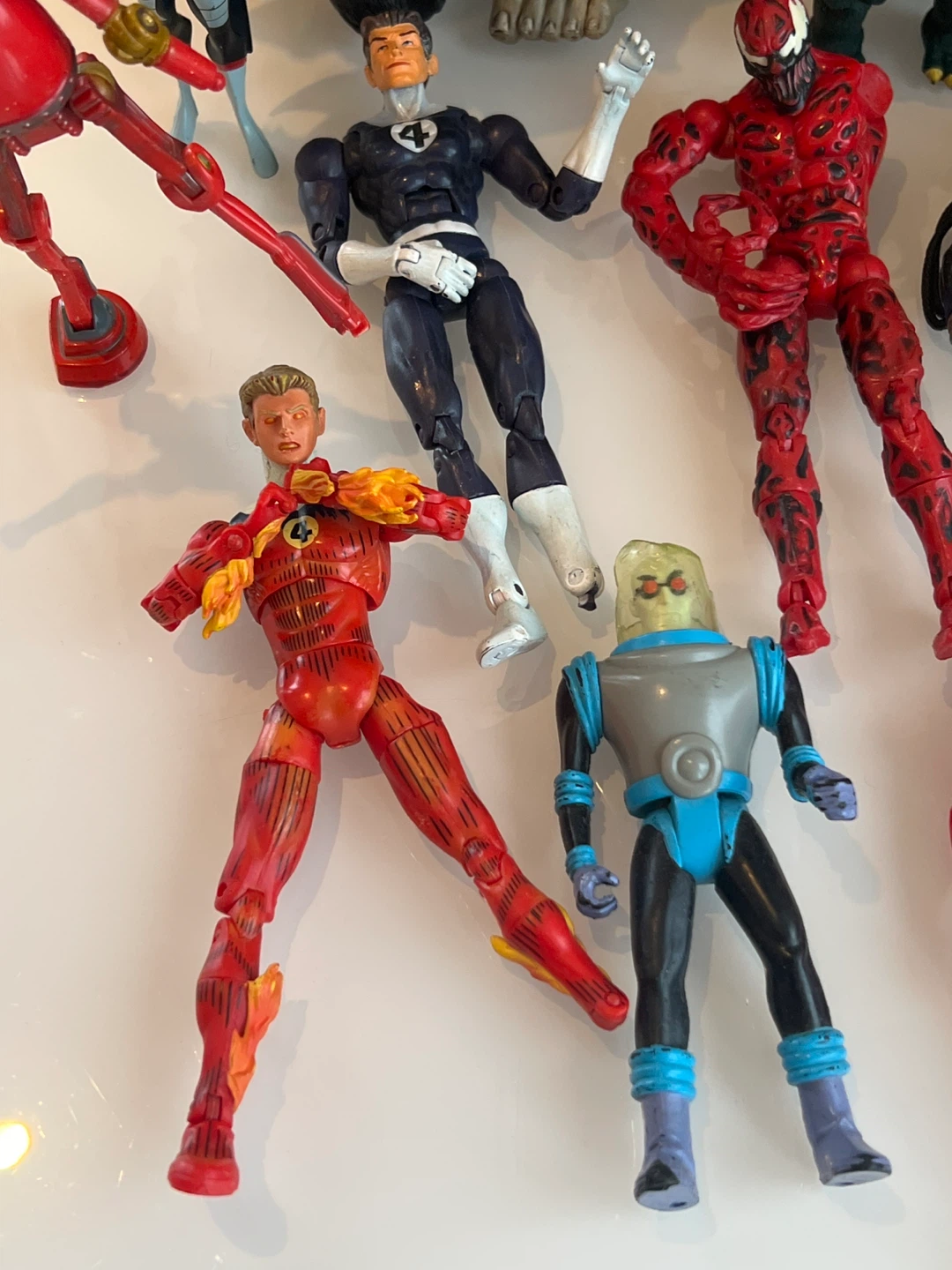 Broken or missing parts  Action Figures Lot - photo 2