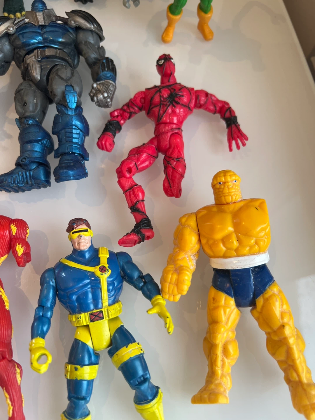 Broken or missing parts  Action Figures Lot - photo 4