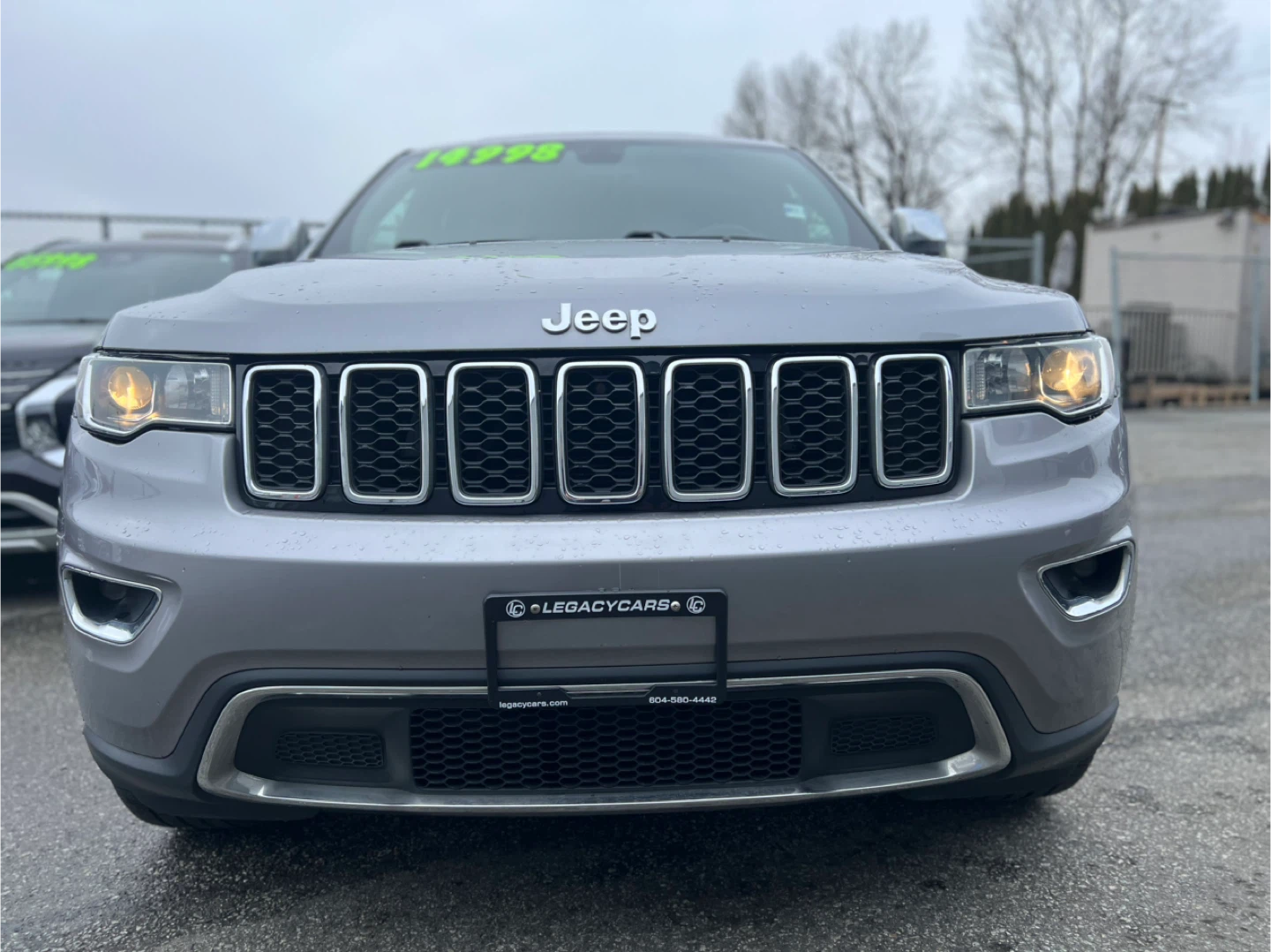 Jeep Grand Cherokee Limited SUV - photo 2