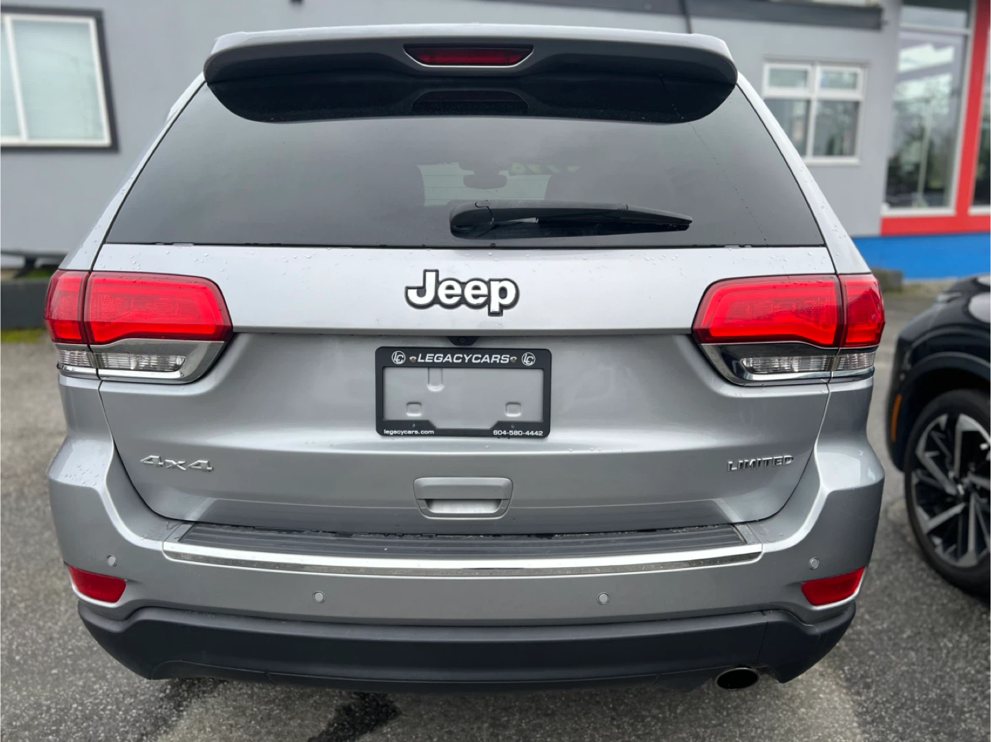 Jeep Grand Cherokee Limited SUV - photo 5