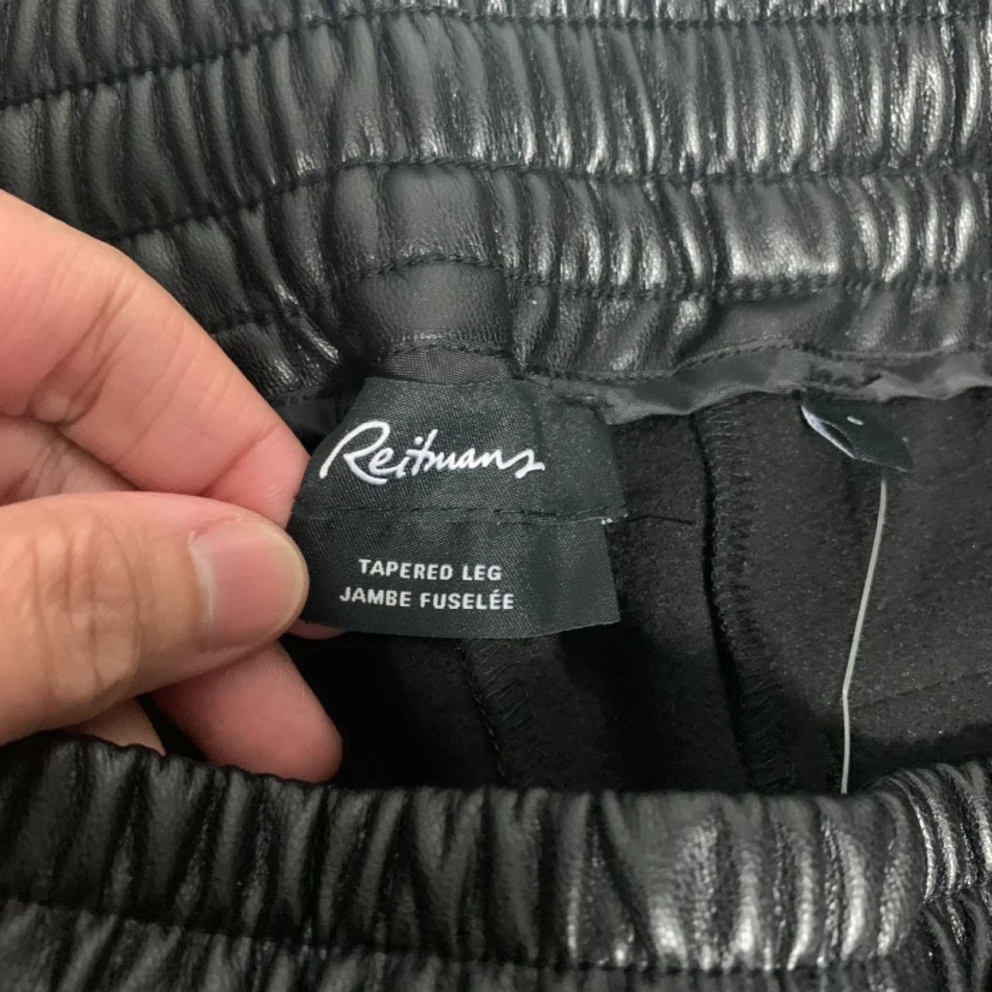 Reitmans Faux Leather Tapered Leg Pants Size 6
