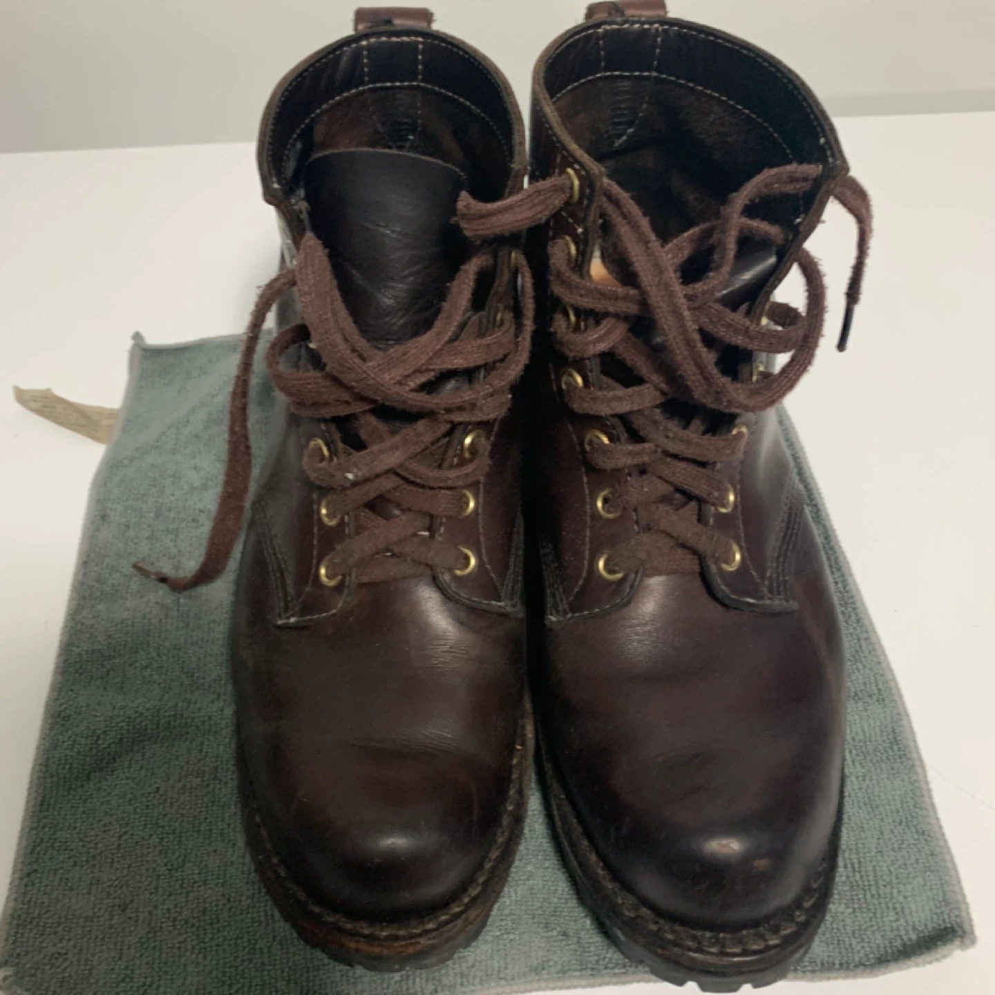 Daytons Brown Leather Vibram Sole Boots~size 7.5 EE
