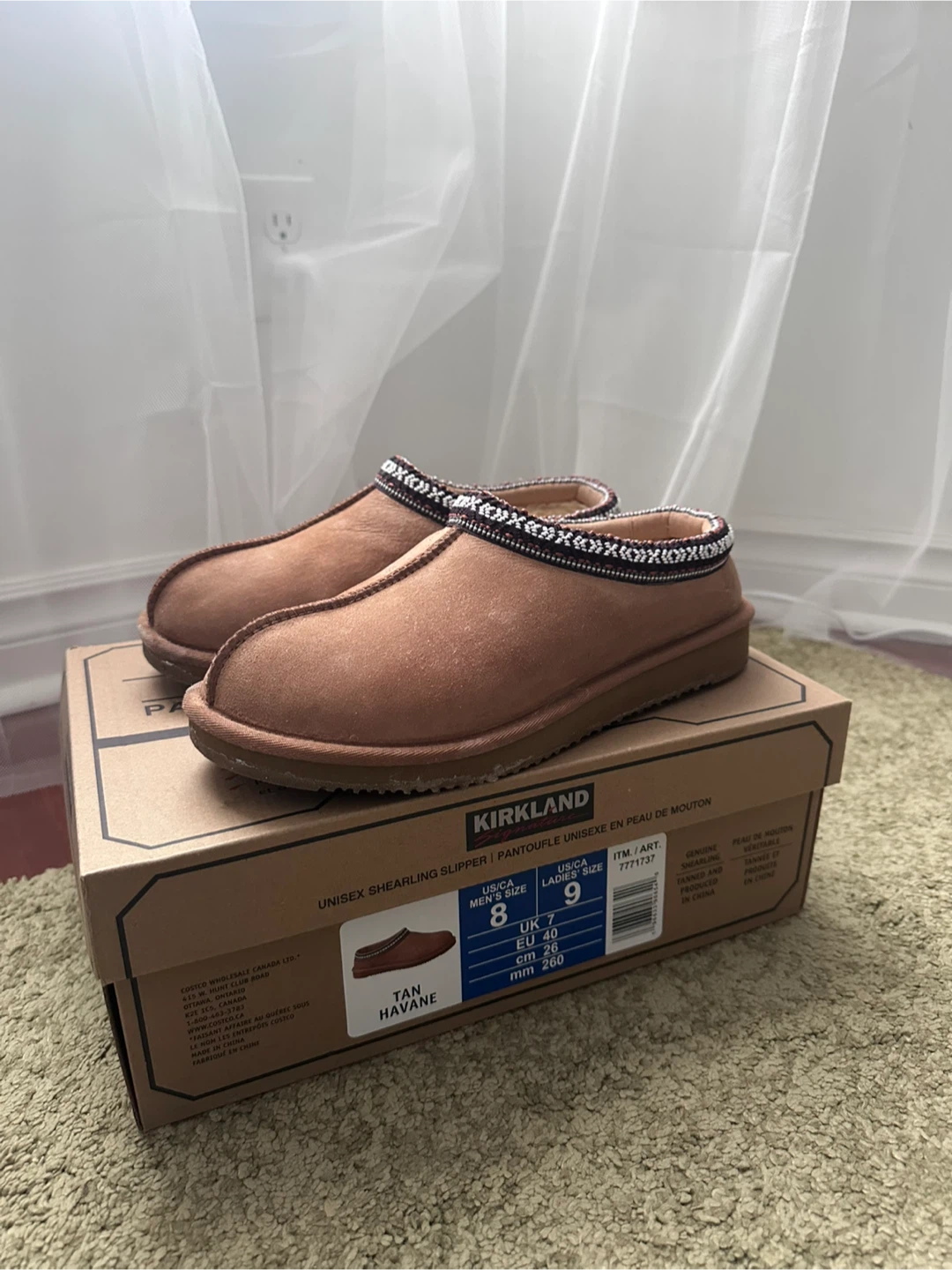 UGG inspired Kirkland Unisex Slippers - Size 8 Tan Havane