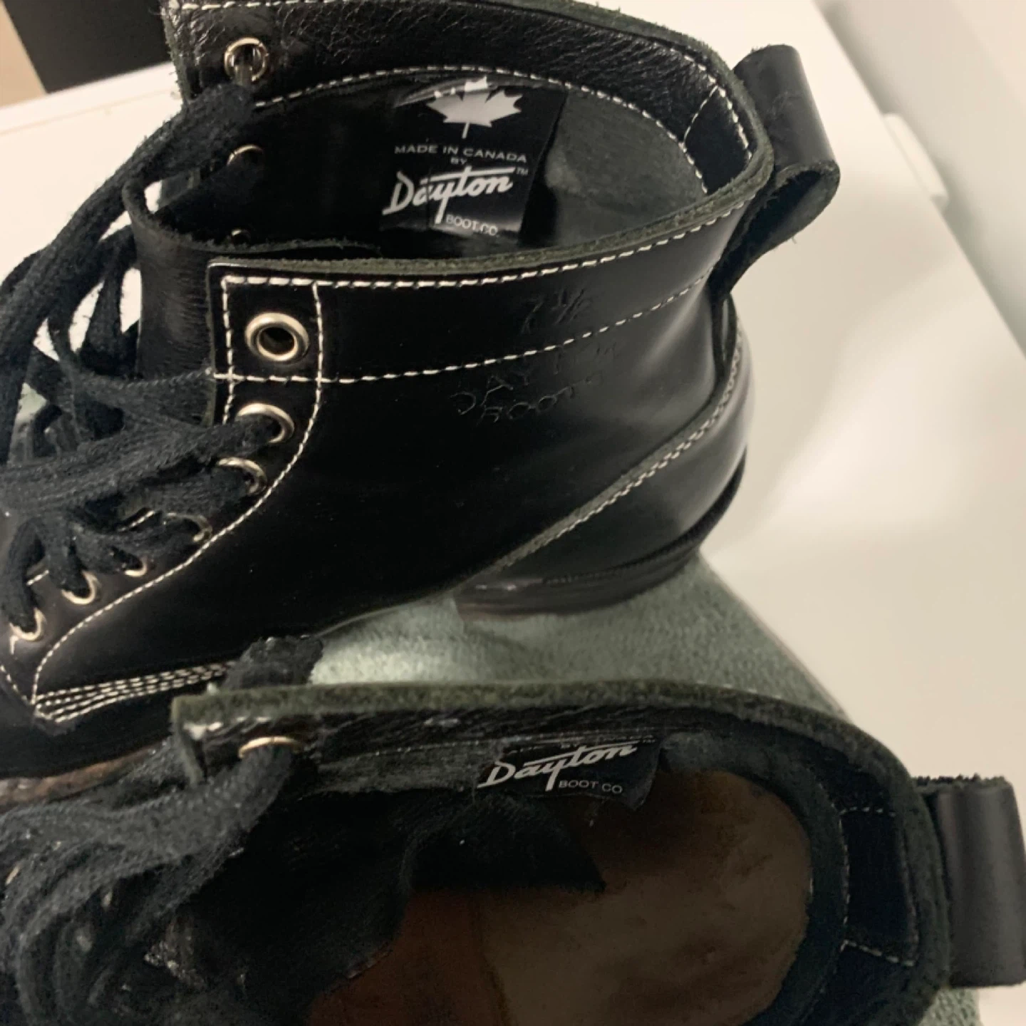 Dayton Black Leather Lace-Up Boots Size 7.5 EE - photo 2