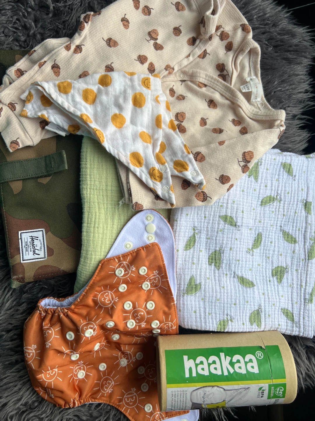 Haakaa Breast Pump & Baby Essentials Bundle