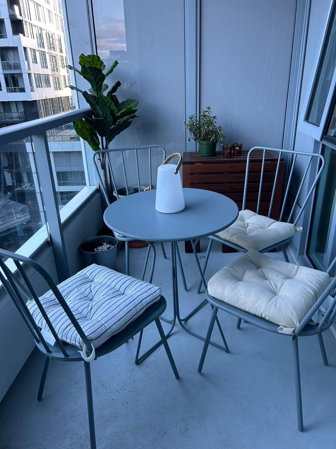🧡 MUST GO! Balcony Bistro Set - Table and 4 Chairs