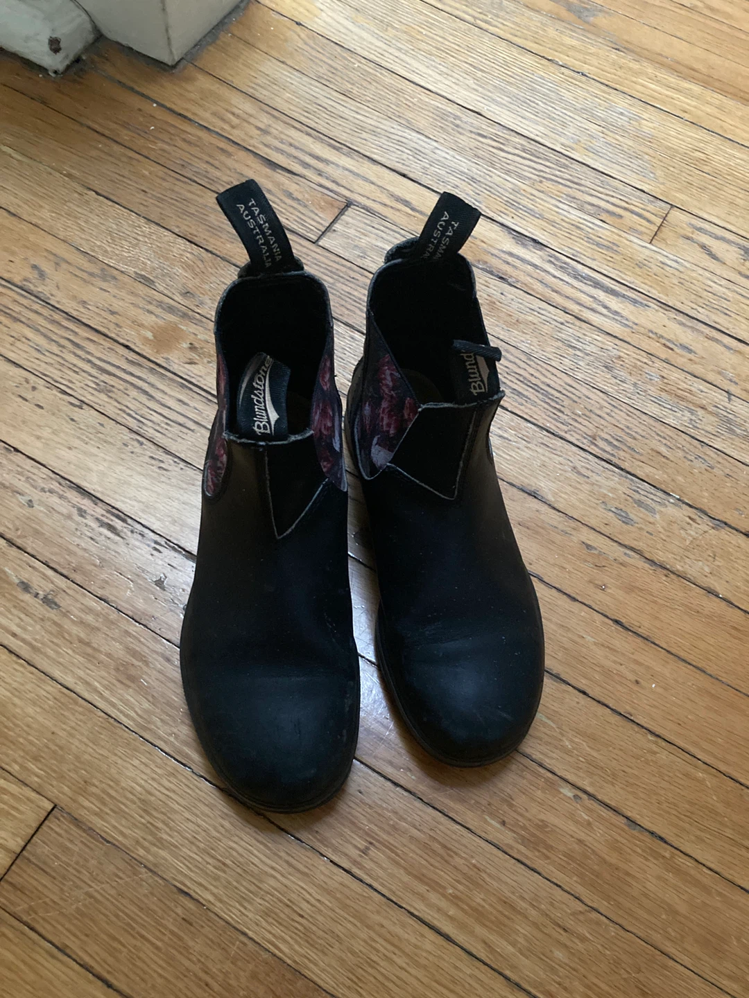 Blundstone Black Floral Chelsea Boots 7.5 Women - photo 5