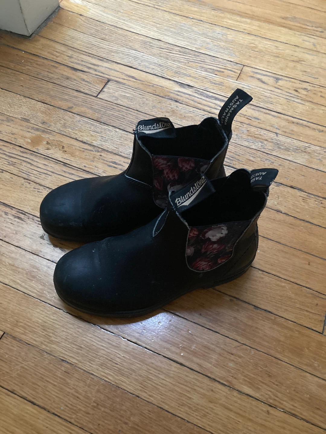 Blundstone Black Floral Chelsea Boots 7.5 Women - photo 3