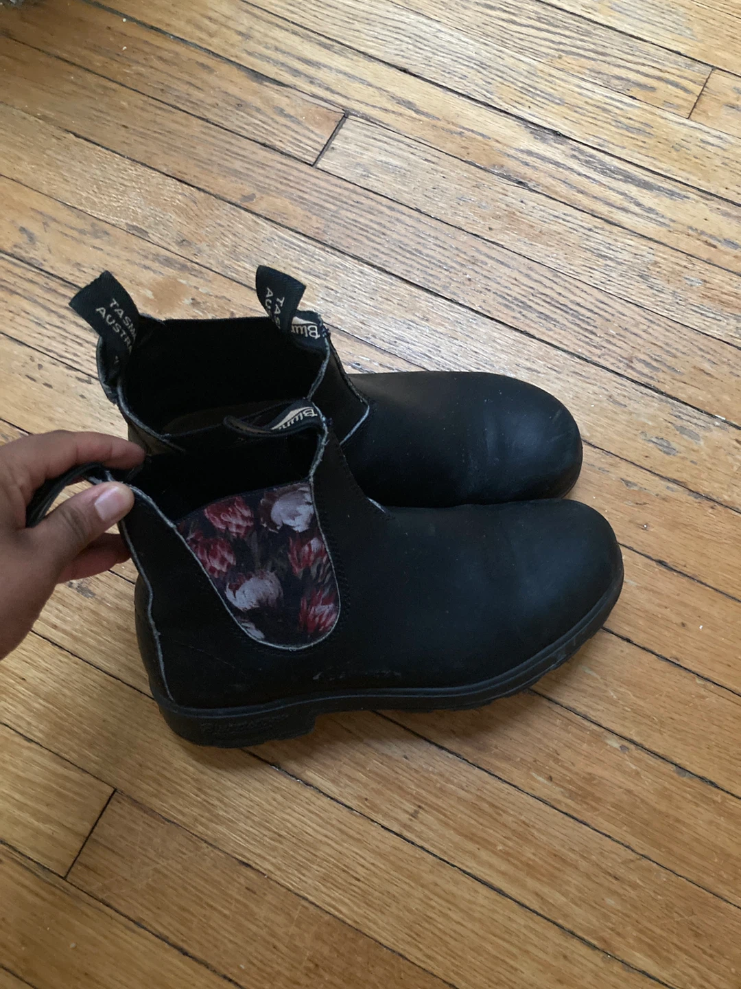 Blundstone Black Floral Chelsea Boots 7.5 Women