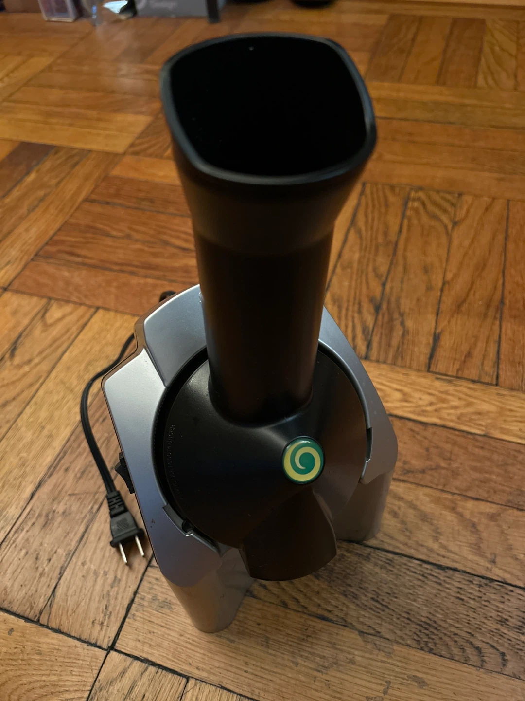 Yonanas Frozen Dessert Maker