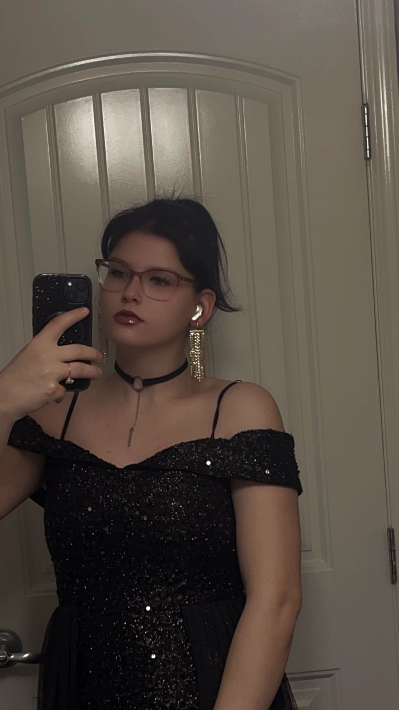 Black Sequin Off-the-Shoulder Gown - photo 2