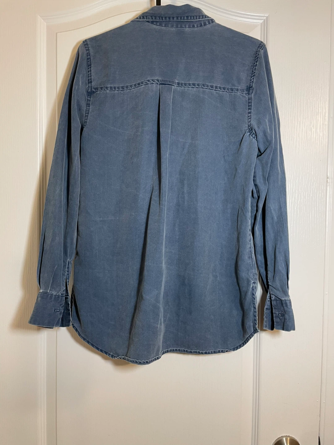 Blue Button-Up Long Sleeve Shirt XS