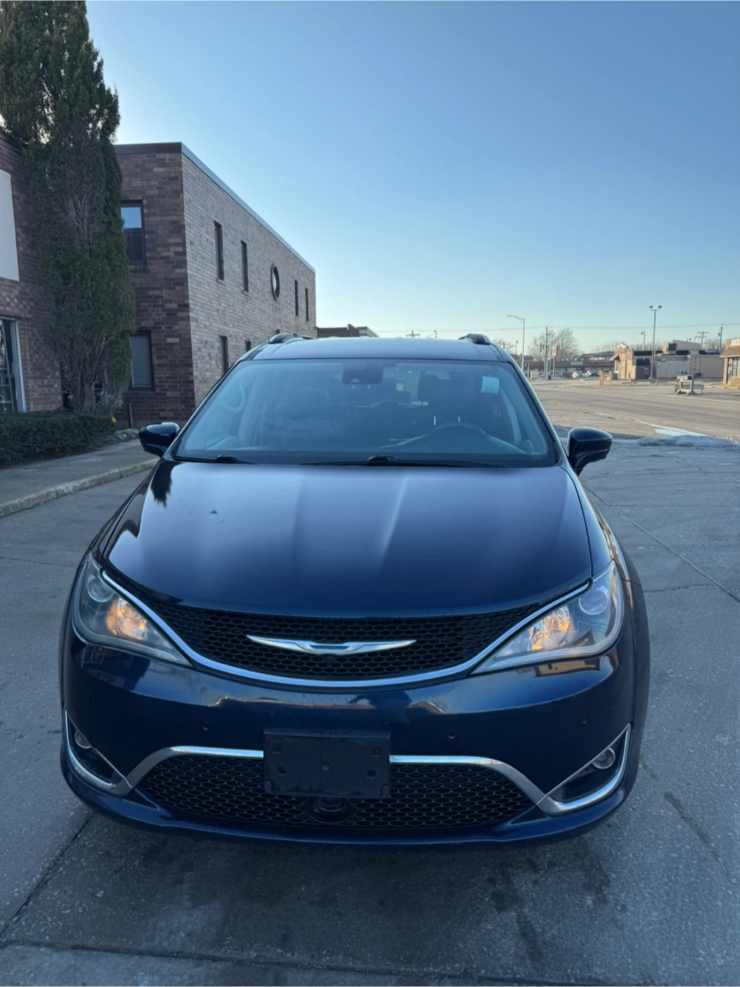 2017 Chrysler Pacifica · Touring-L Plus Minivan 4D