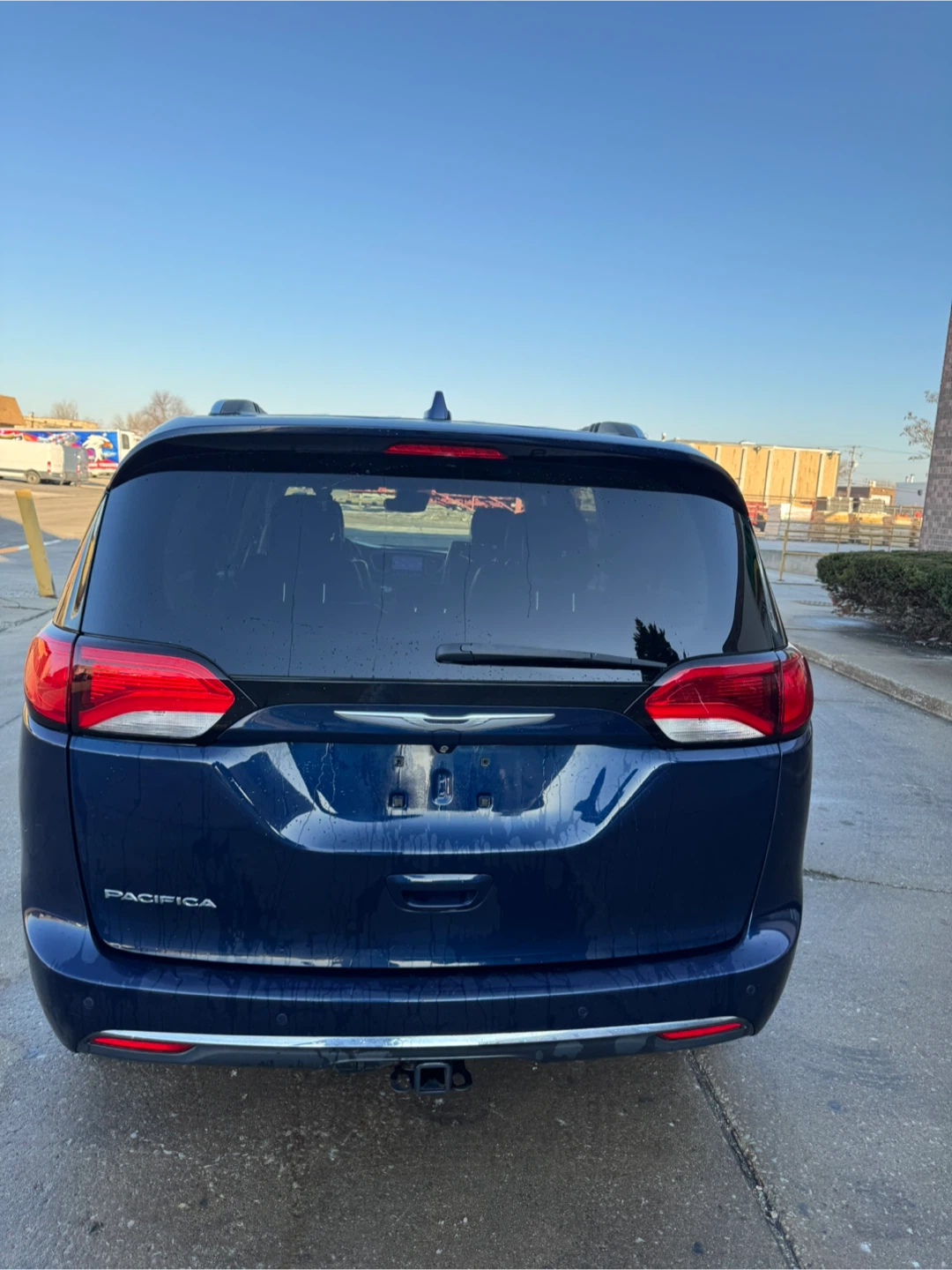 2017 Chrysler Pacifica · Touring-L Plus Minivan 4D - photo 3