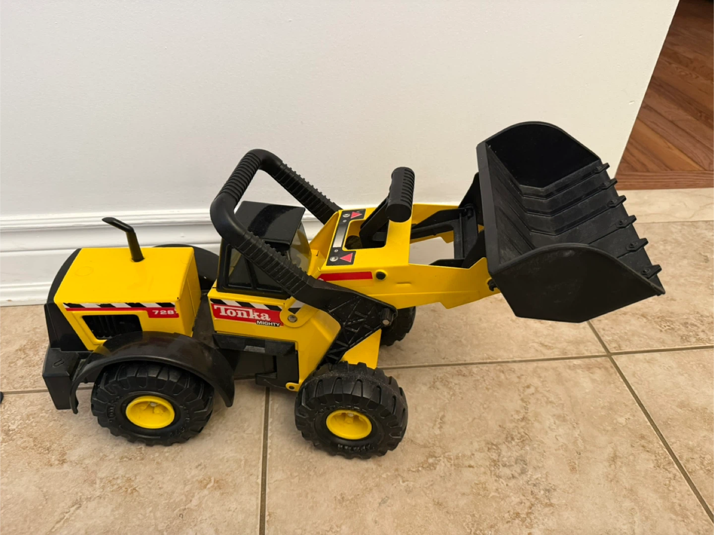Tonka Mighty Front Loader Toy Truck metal frame - photo 2