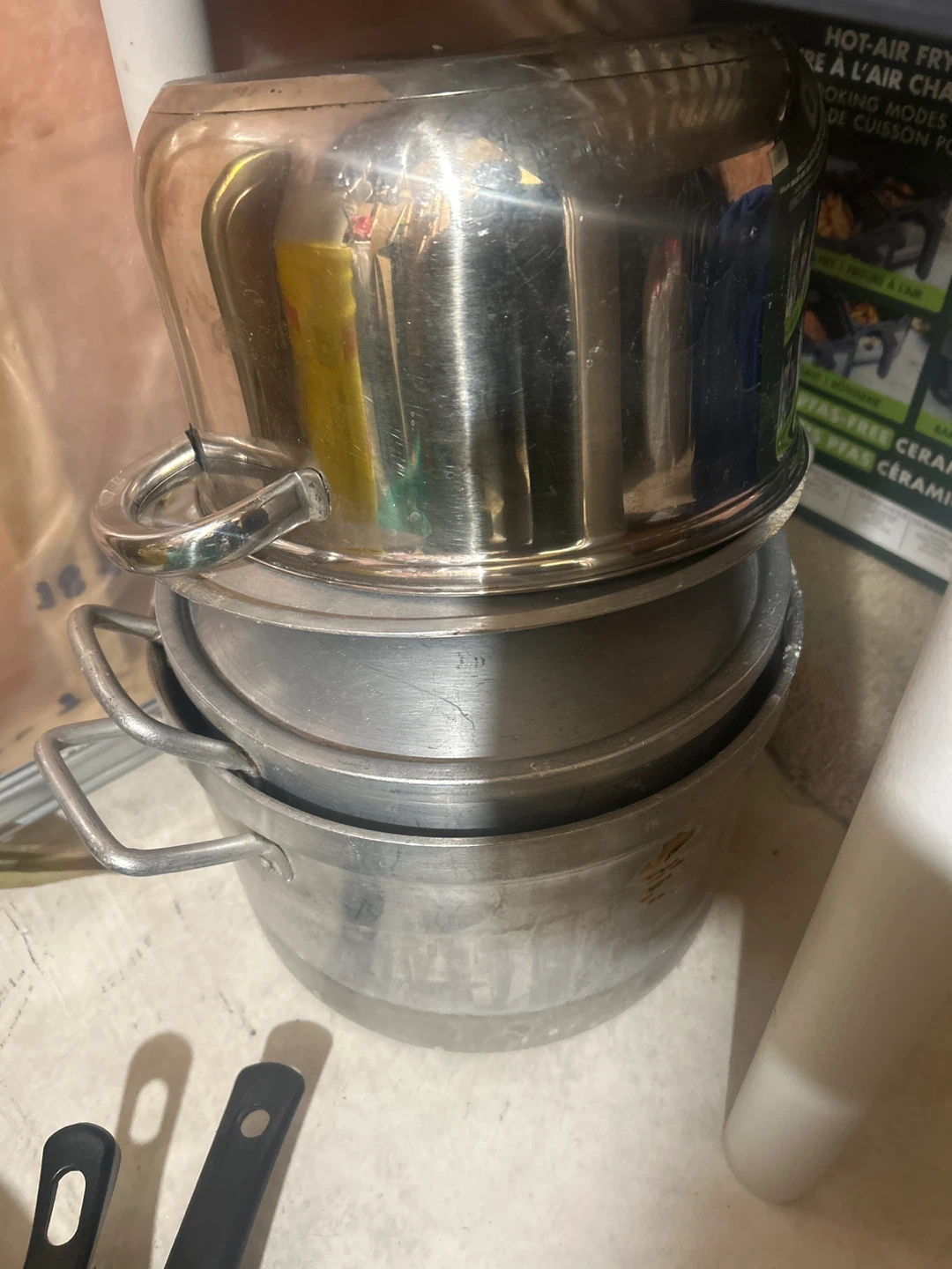 Stack of 3 Pots
