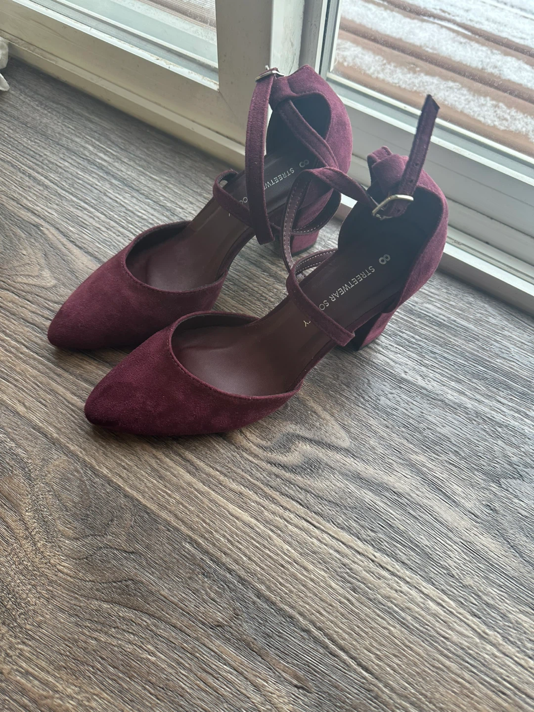 Women’s Velvet Pumps - photo 2