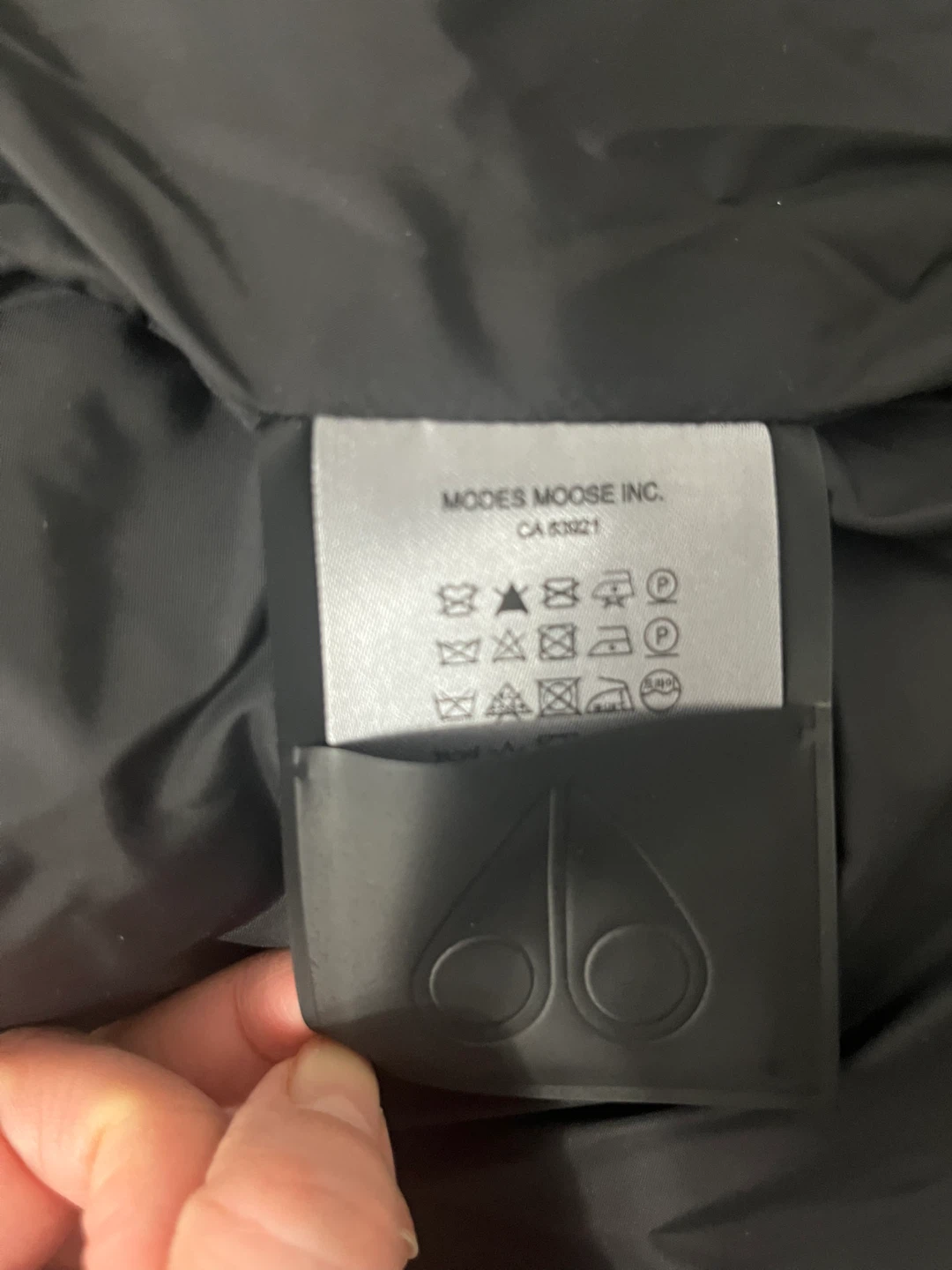 Moose Knuckles Black Puffer Jacket - photo 4