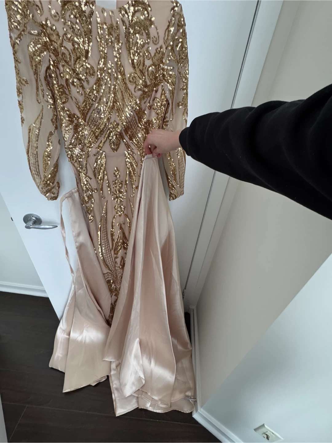 Sparkly Gold Sequin Maxi Dress - photo 3