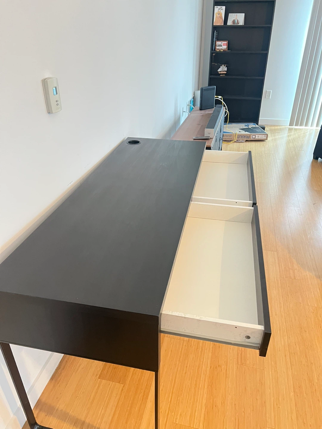 Desk with drawers - photo 5