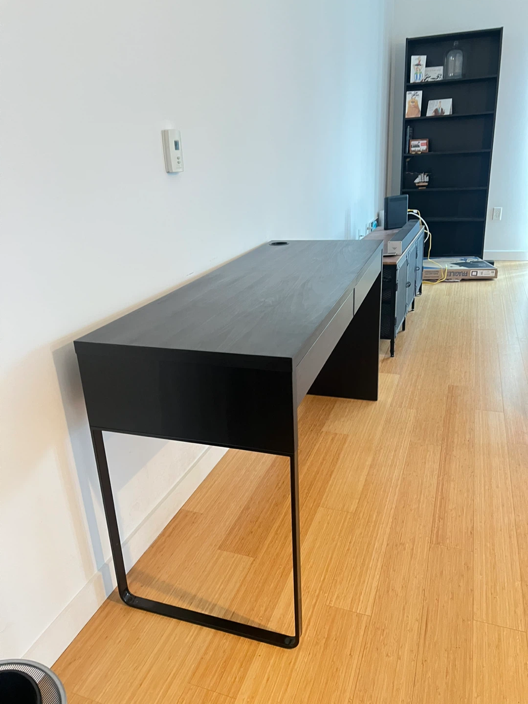 Desk with drawers - photo 4