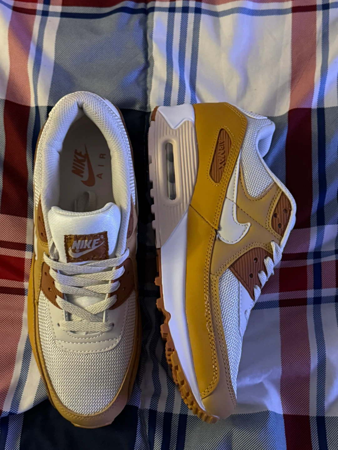 Nike Air Max 90 Sneakers