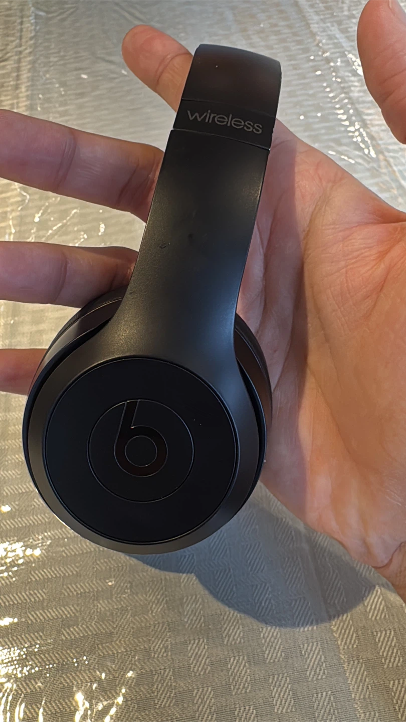 Beats solo 3 headphones - photo 2