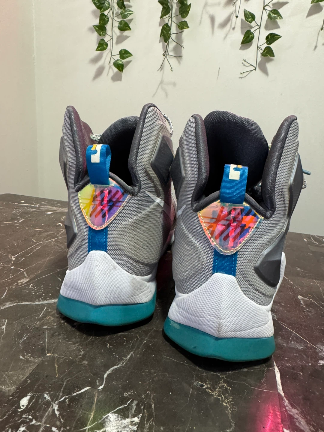 nike lebron james holograms