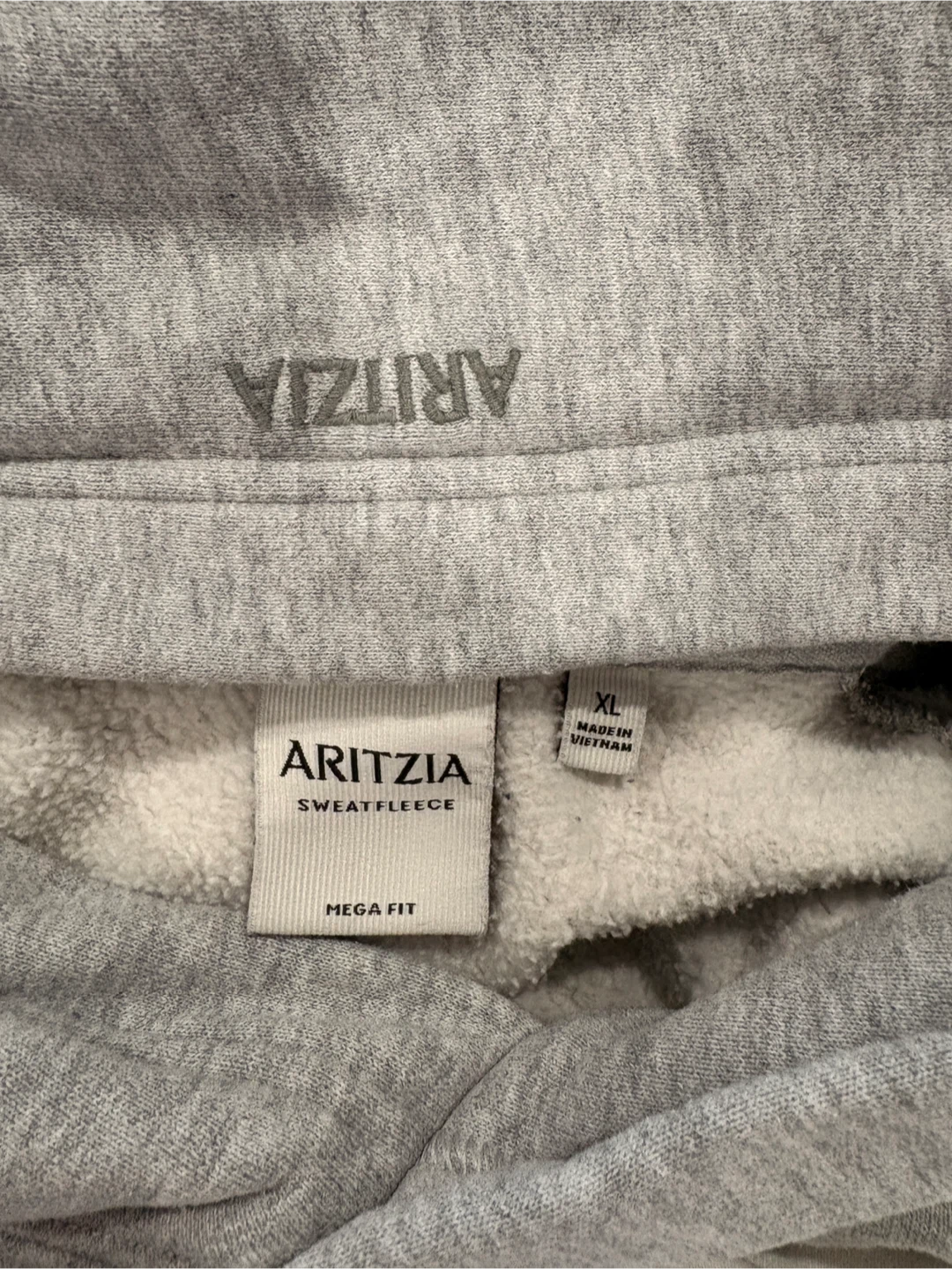 Aritzia Mega Fit Sweatfleece Hoodie XL - photo 3