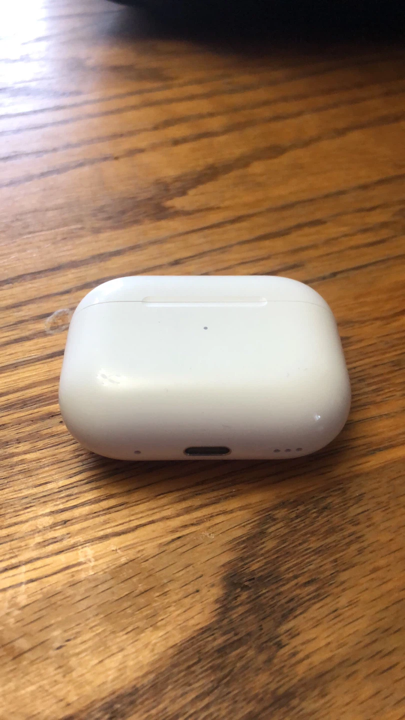 Apple AirPods Pro (2nd generation) - photo 2