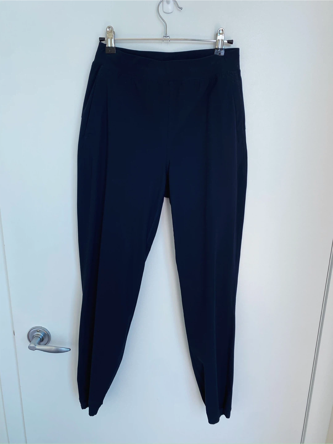 Lululemon Navy Blue Joggers - Size Small