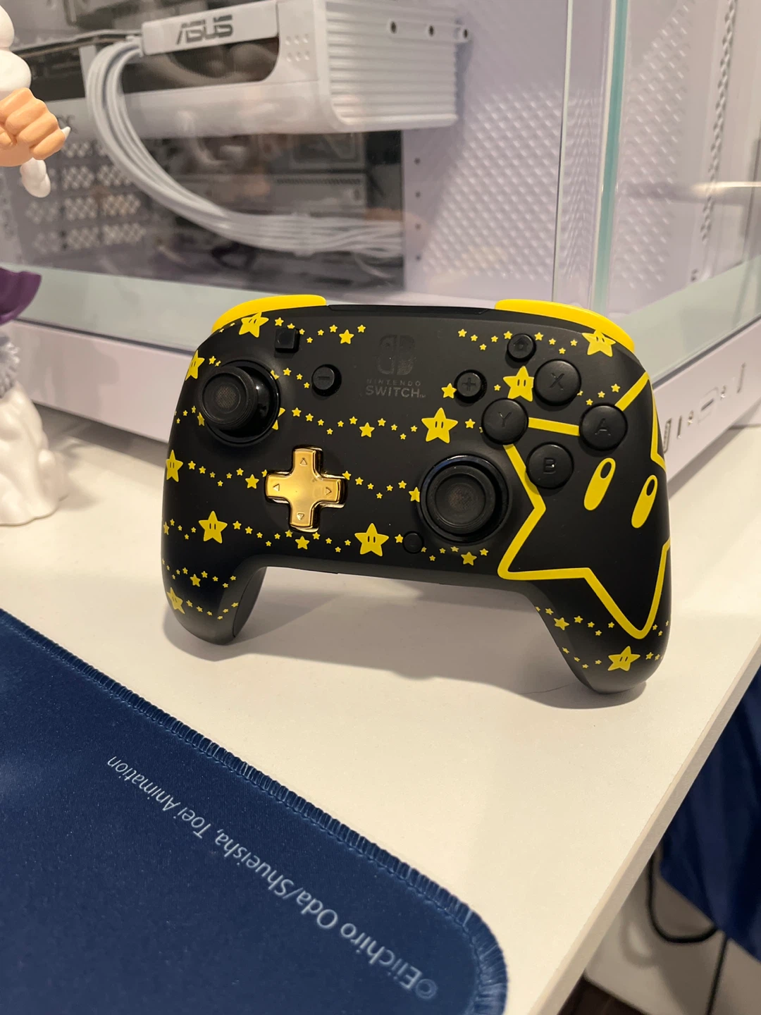 Nintendo Switch Pro Controller - Super Mario Stars Edition