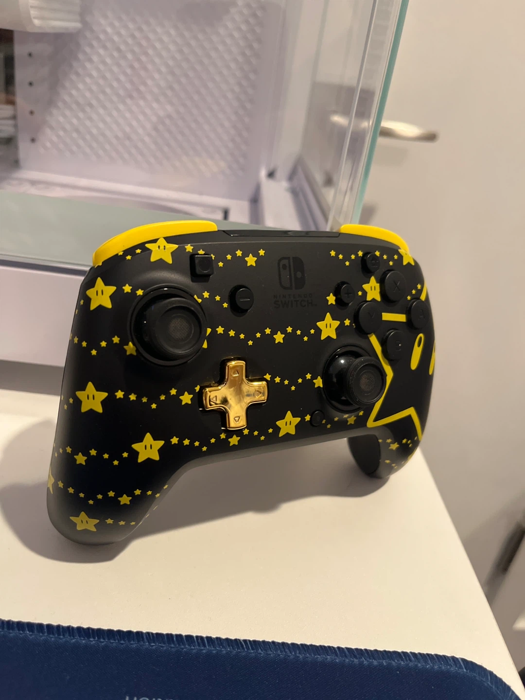 Nintendo Switch Pro Controller - Super Mario Stars Edition - photo 3