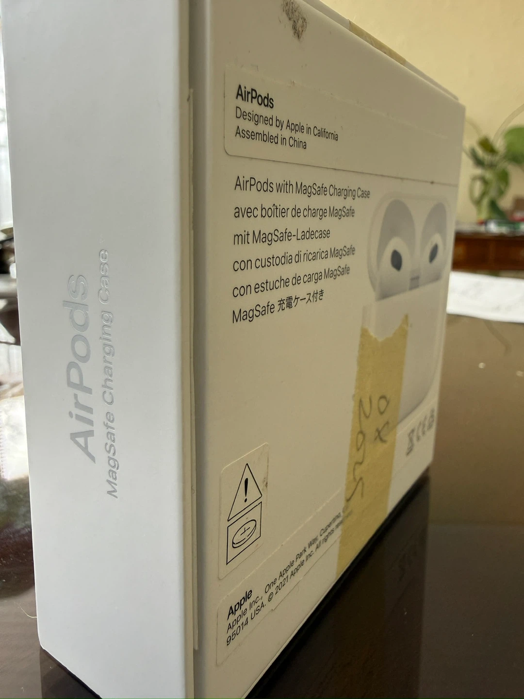 Apple AirPods 3rd Gen with MagSafe Charging Case - photo 5