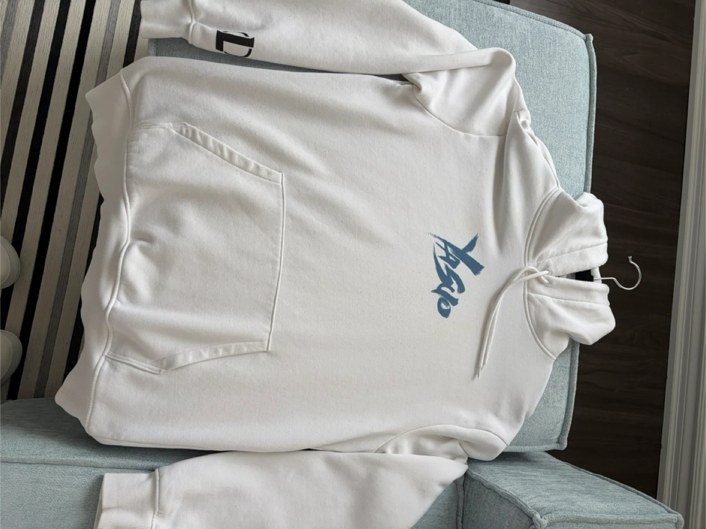 H&M League of Legends Yasuo Graphic Hoodie - photo 2