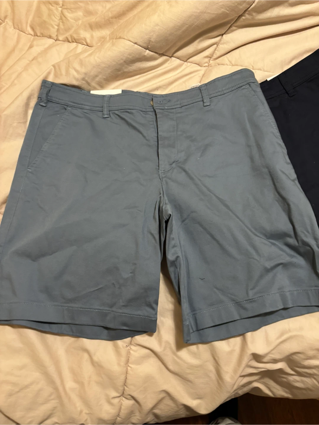 New with tag RW&Co Men's Chino Shorts (2 Pairs) in size 33 - photo 3
