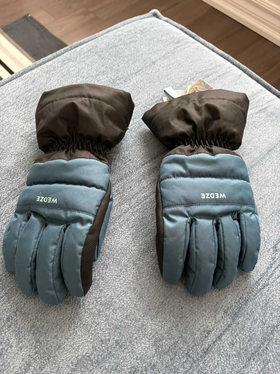 Wedze Kids' Ski Pants - Black - Size 12-14 Y with hat and gloves - photo 4