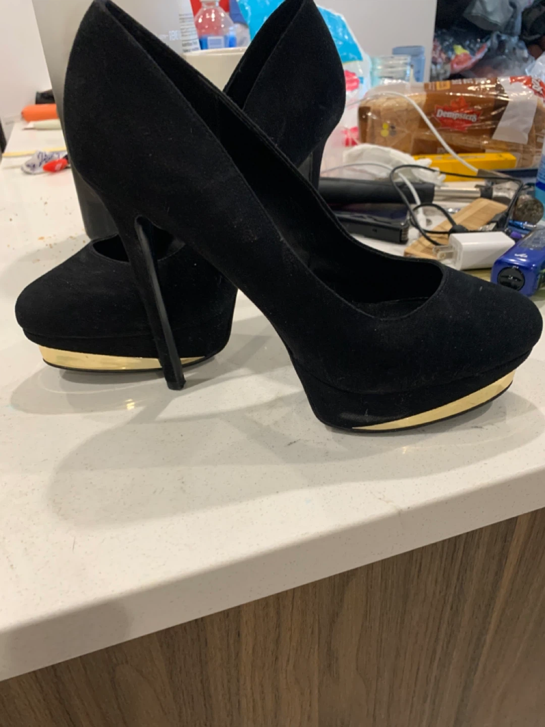 MORE SHOES