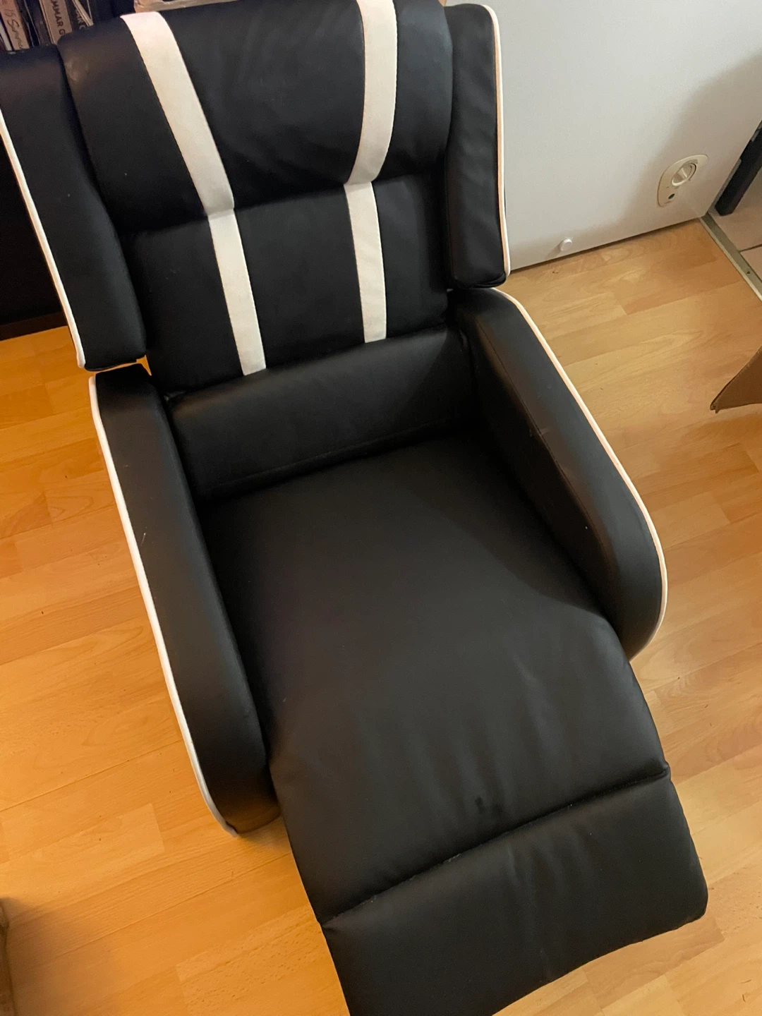 Black and White Recliner Chair(For children under 10 years old) - photo 4