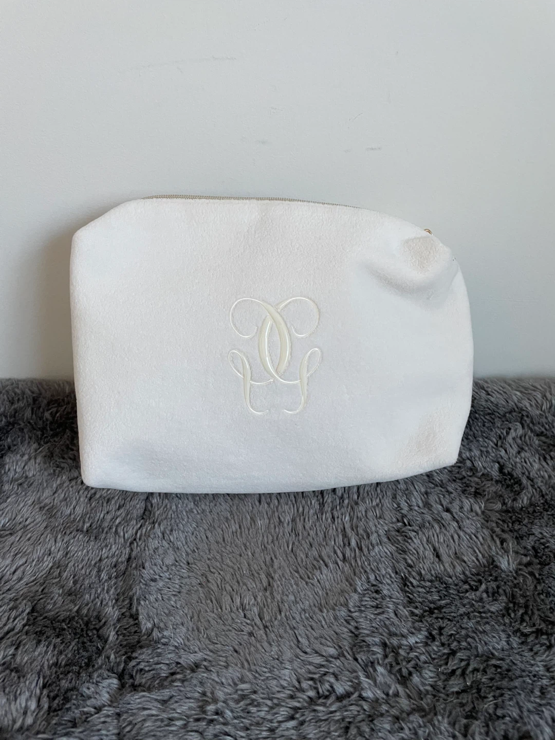 Guerlain White Cosmetic Bag