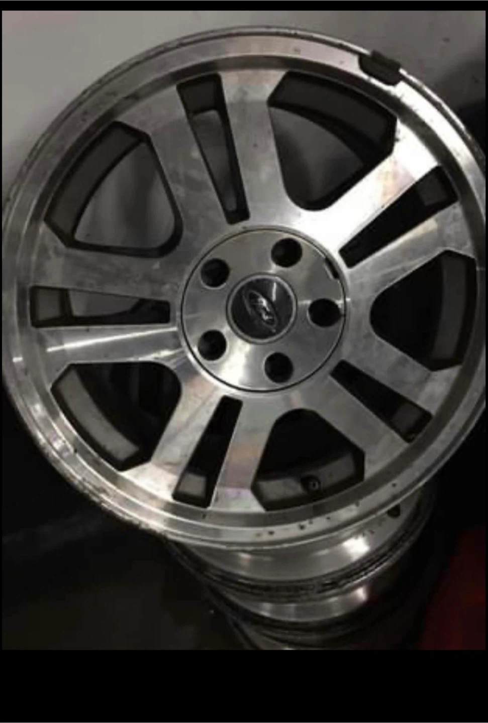set of two the original Ford escape Alloy Wheel Rim - photo 2