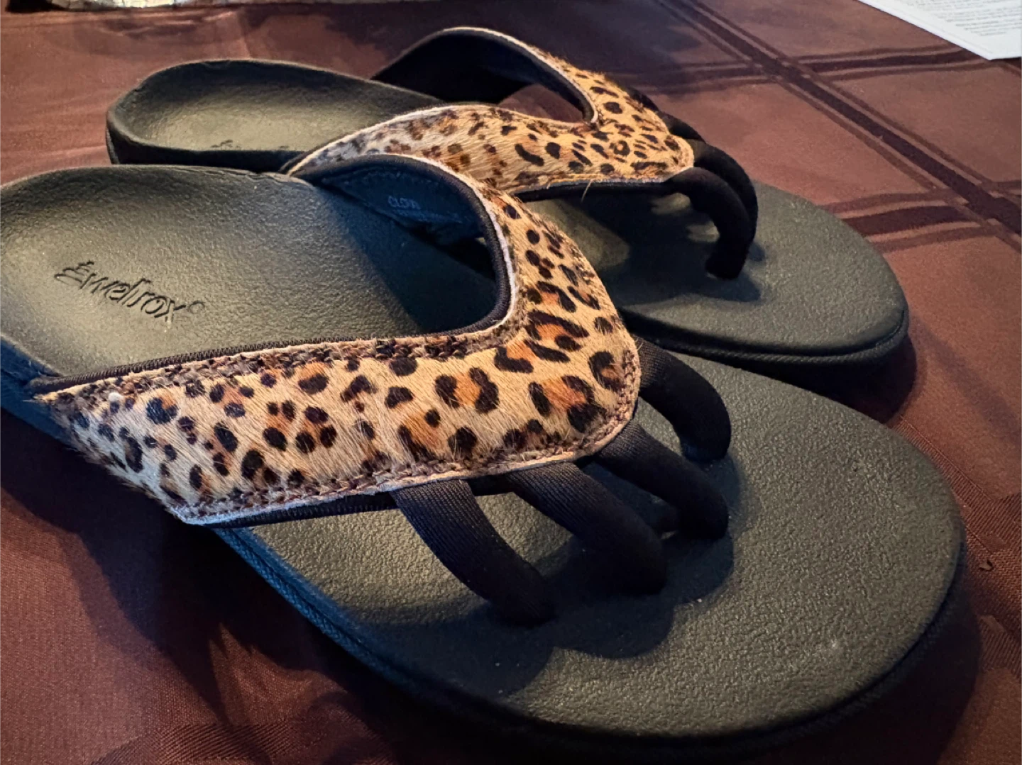 Wellrox Leopard Print Flip Flops - photo 2