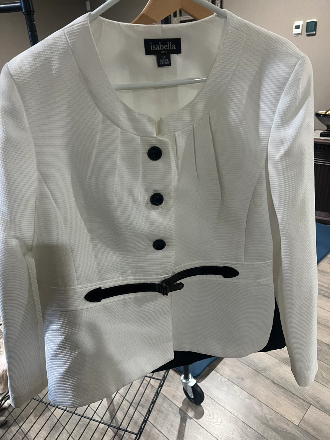 Isabella Suits White Blazer - Size 14 - photo 3