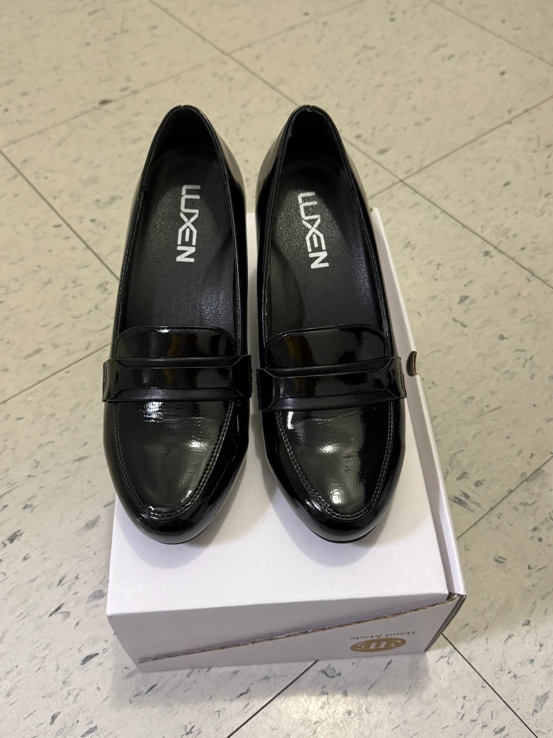 Women's Black Patent Loafer Heels - photo 2