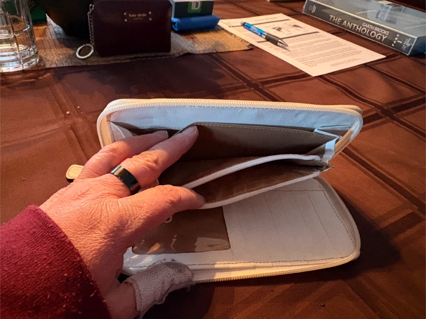 Danier Leather Genuine Leather Wristlet Wallet - White - photo 4